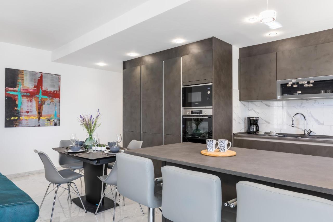 Elysian Zen Luxury Apartment - Two Bedroom Apartment With Terrace And Sea View Сплит Экстерьер фото